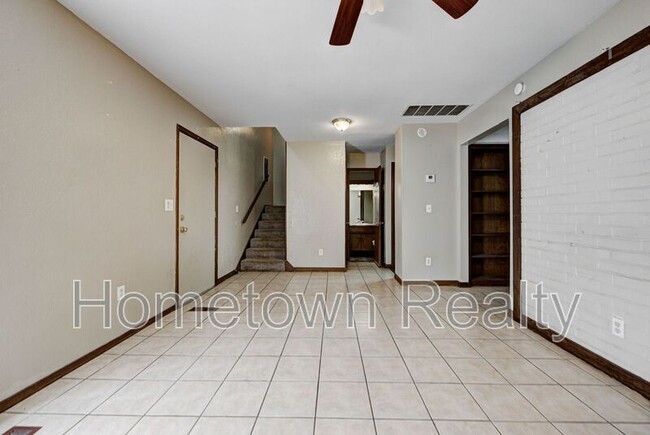 Building Photo - 7301 Edenborough Dr
