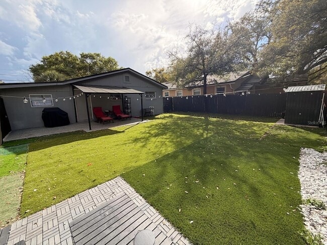 Building Photo - 1039 25th St