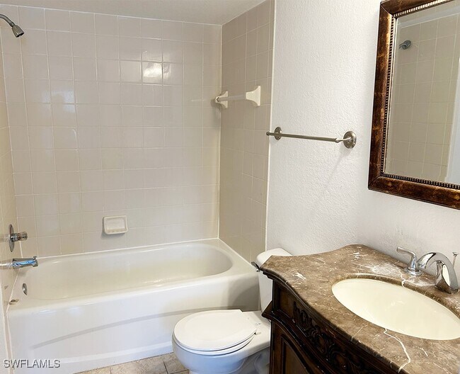 Building Photo - 8245 Ibis Club Dr