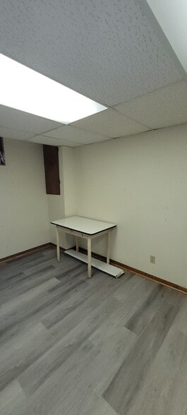 Building Photo - 10701 W 115th Ter