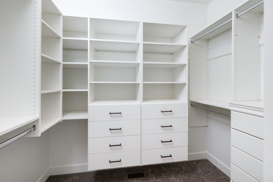 Building Photo - 277 S 1250 E