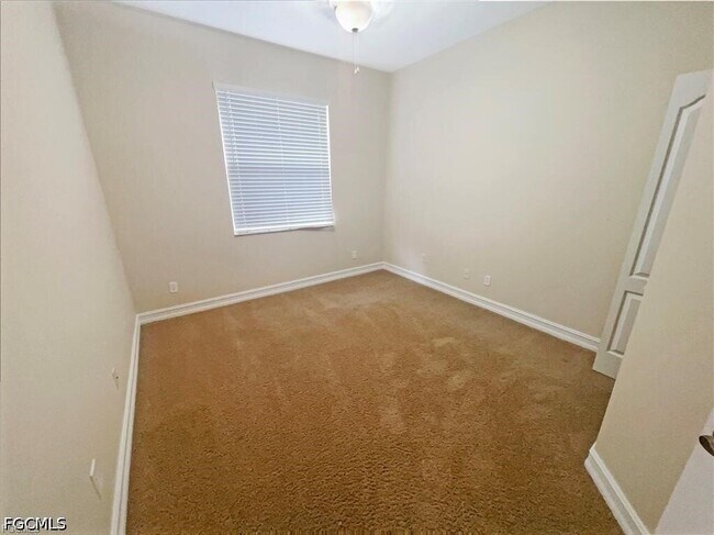 Building Photo - 10257 S Silver Palm Dr