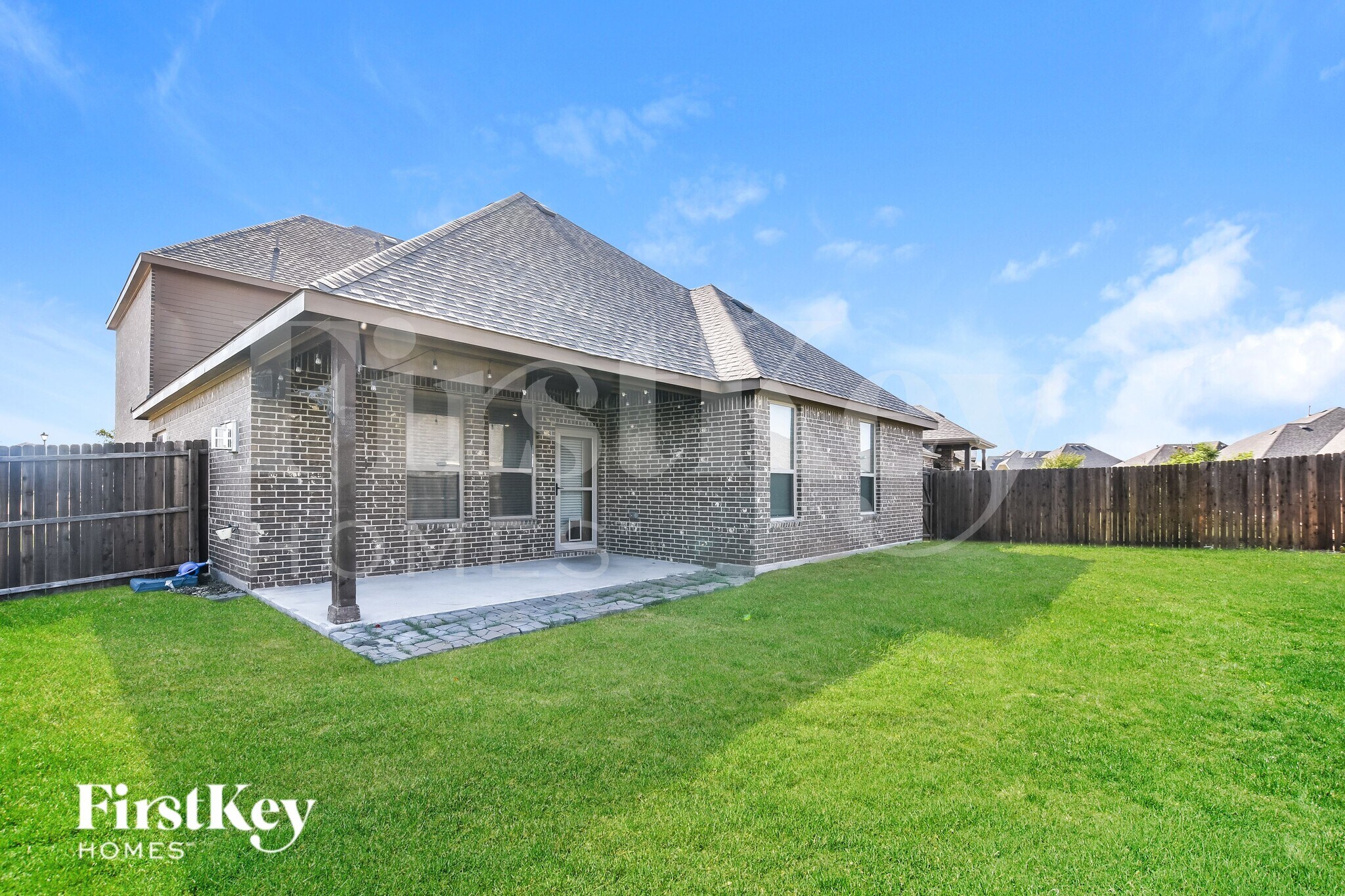 Building Photo - 293 Arbury Dr