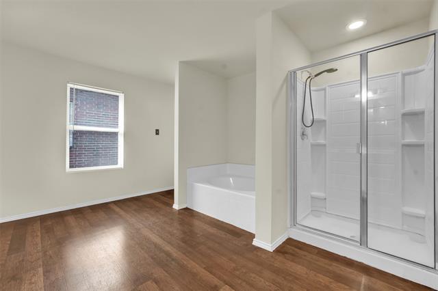 Building Photo - 917 Bloomfield Dr