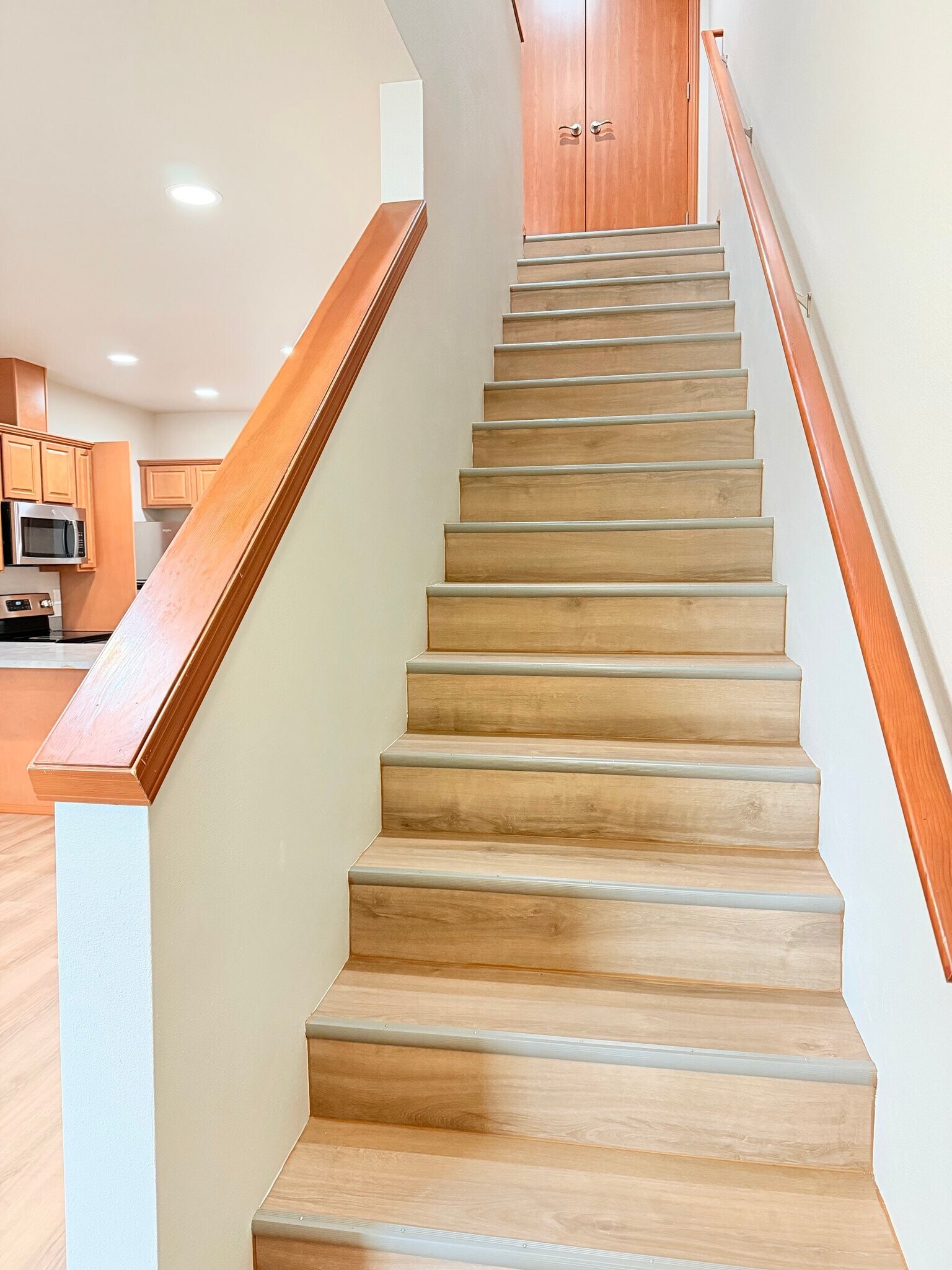 Building Photo - 4337 S Cedar St