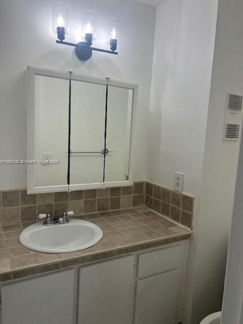 Building Photo - 20800 NE 8th Ct