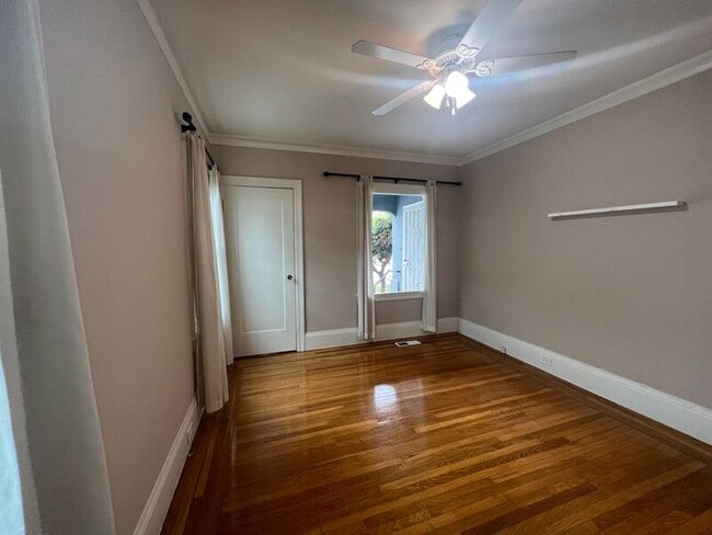 Building Photo - 3226 Fernside Blvd
