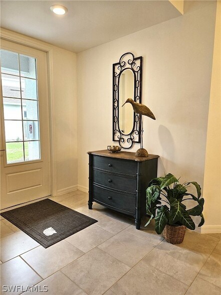 Building Photo - 5739 Oakmont Ct