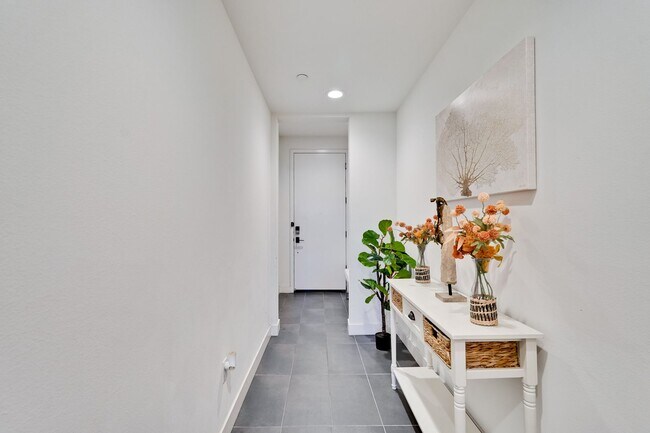 Building Photo - Prescott Market For Rent – Modern Solar-Powered/Tesla Charger - Townhome in Station House South, ...
