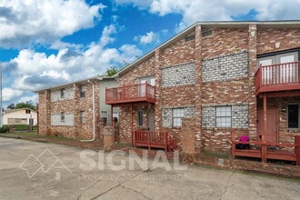 Building Photo - 513 Tuscaloosa Ave