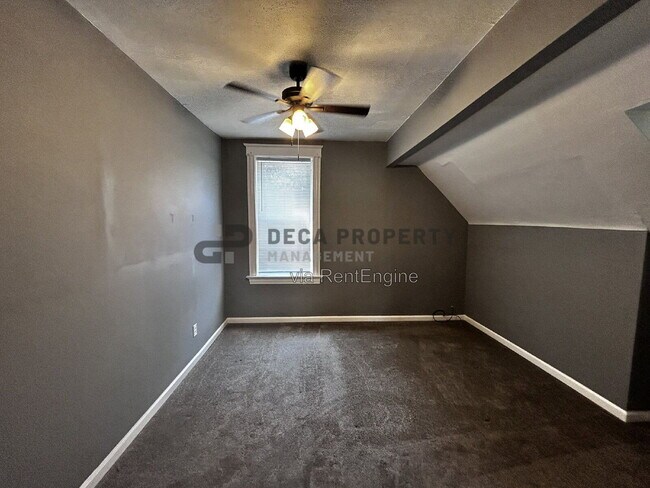 Building Photo - 1555 Salerno Dr