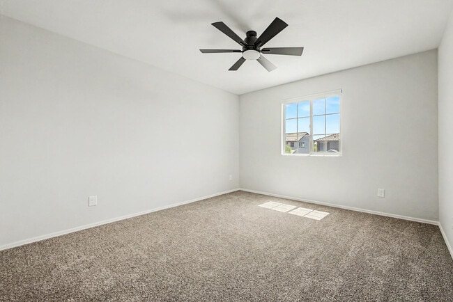 Building Photo - 7104 W Spur Dr