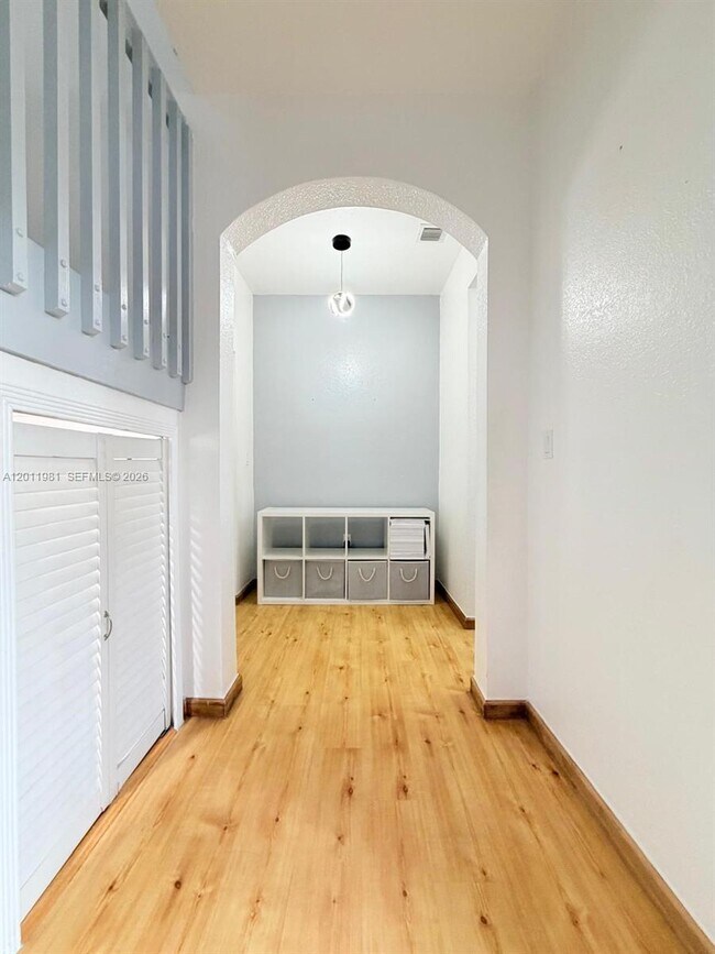 Building Photo - 4435 SW 160th Ave