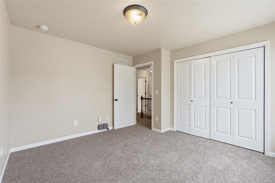 Building Photo - 1694 Burr Dr