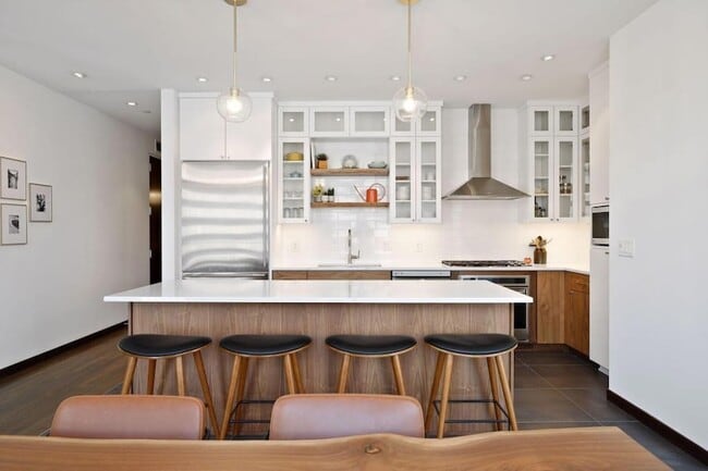 Building Photo - 201 S 11th St