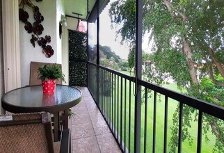 Building Photo - 291 S Hollybrook Dr