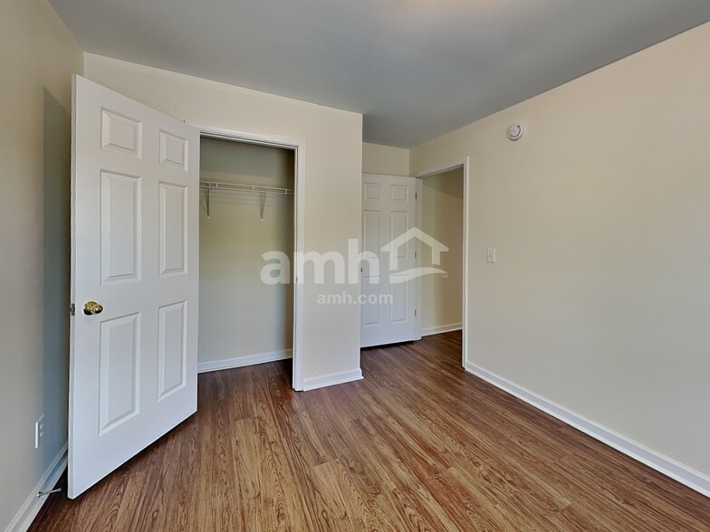 Building Photo - 8146 Coley Davis Rd