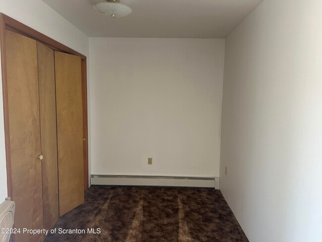 Building Photo - 80 Worth Church Rd