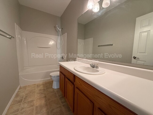 Building Photo - 13444 W Rhine Ln