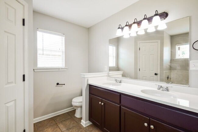 Building Photo - 9069 Gavin Dr