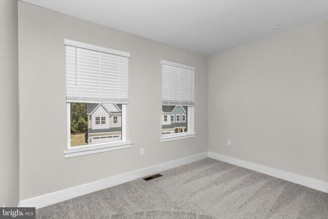 Building Photo - 2110 Winterberry Ln
