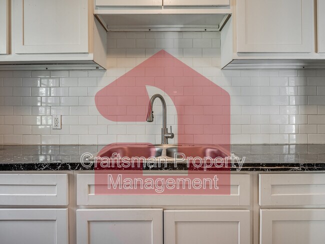 Building Photo - 1201 Carverdale Dr