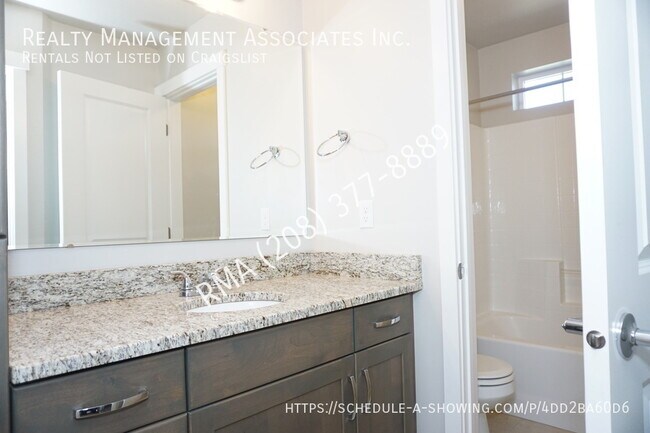 Building Photo - 9165 W Tillamook Dr