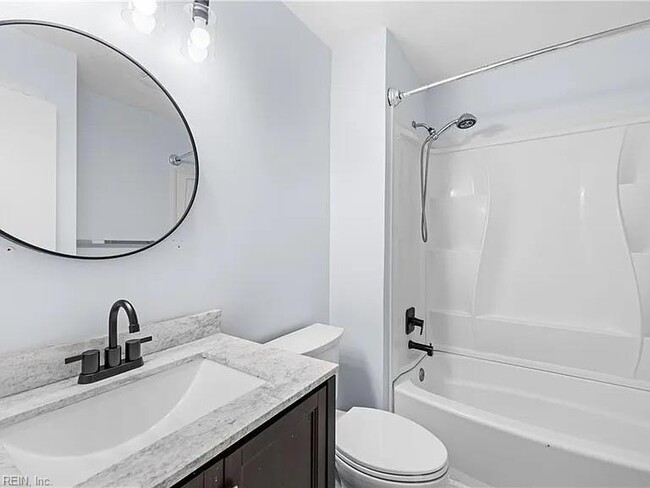 Building Photo - 1647 Ocean Bay Dr