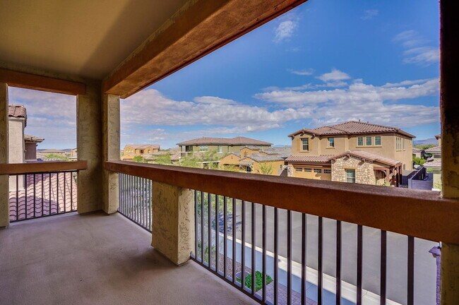 Building Photo - 4529 E Vista Bonita Dr