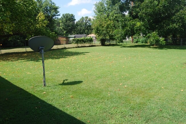 Building Photo - Beautiful 3 Bed, 1.5 Bath Home in the Hear...