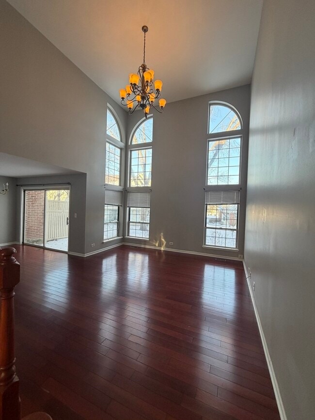 Building Photo - 2156 Camden Ln