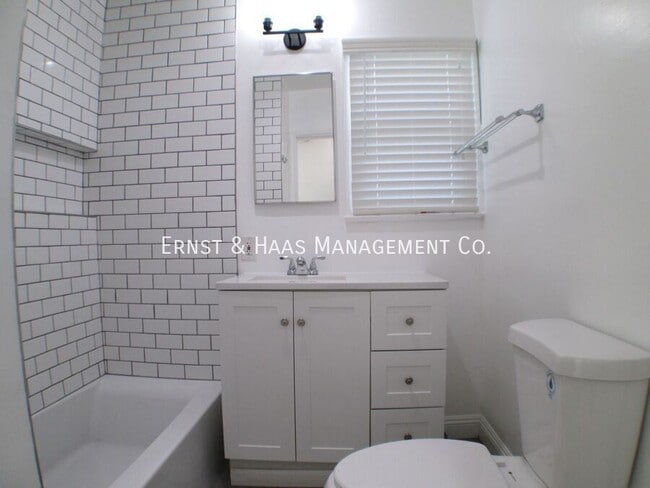 Building Photo - 5119 Elm Ave