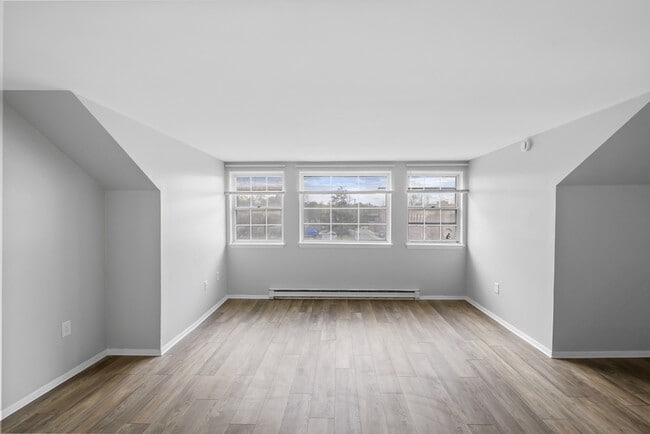 Building Photo - 50-62 East Street - 1C