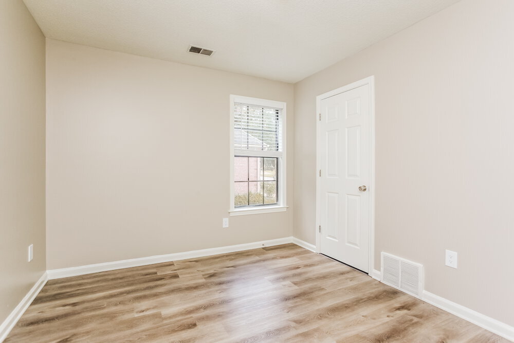 Building Photo - 4142 Hidden Fern Ln N
