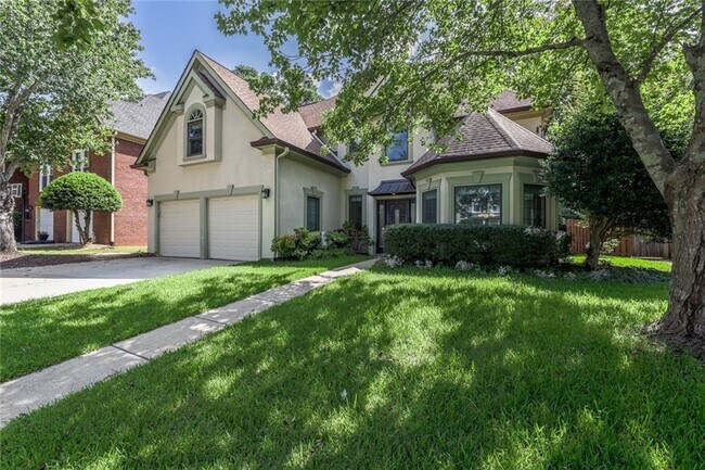 Building Photo - 1167 Druid Walk