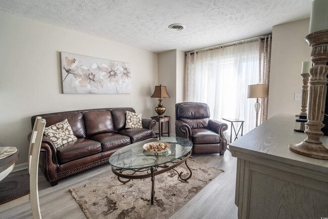 Building Photo - 4715 Cobblestone Dr