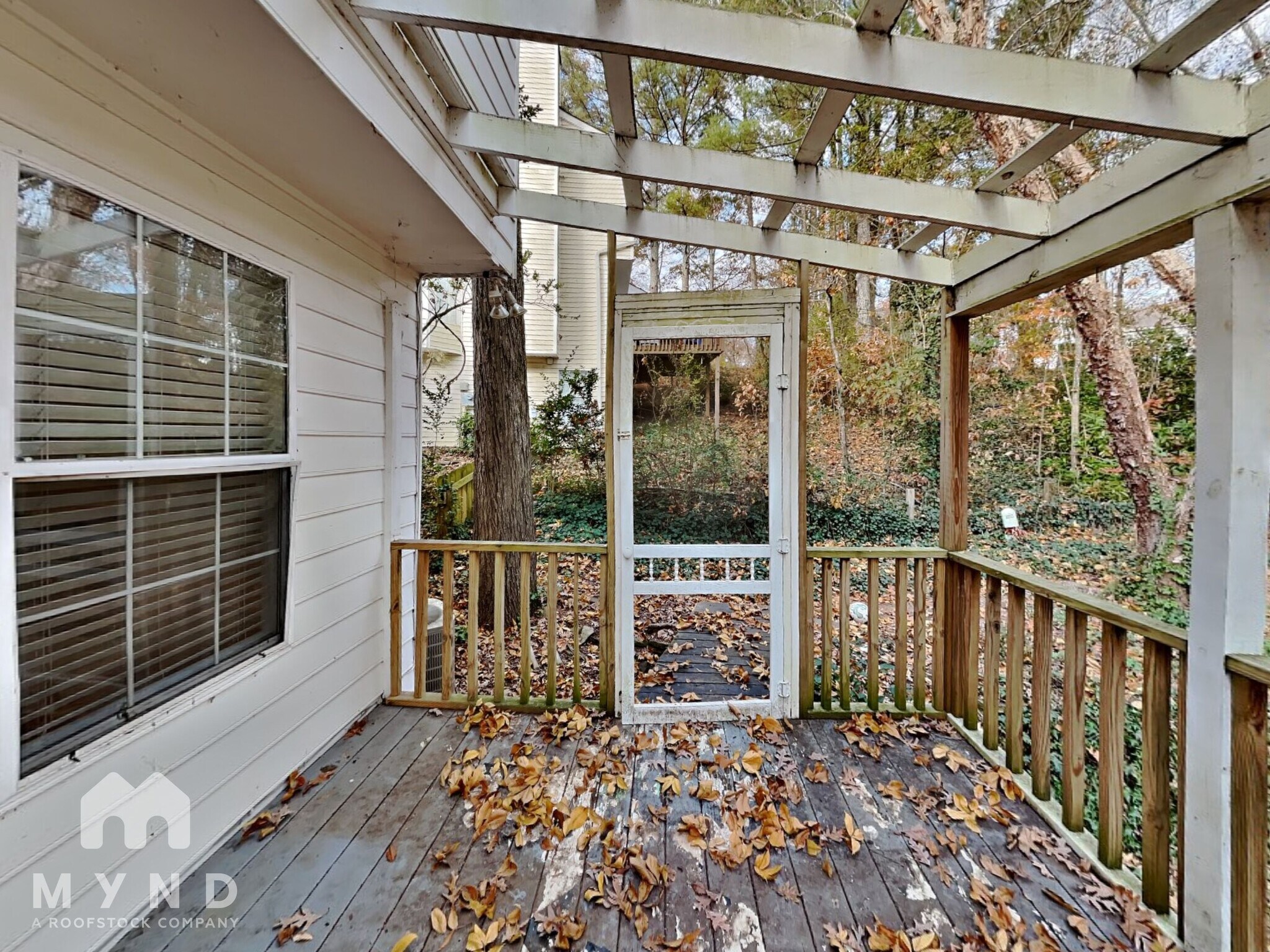 Building Photo - 5210 Laurel Bridge Dr SE