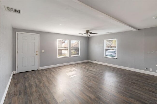 Building Photo - 312 Eron Way