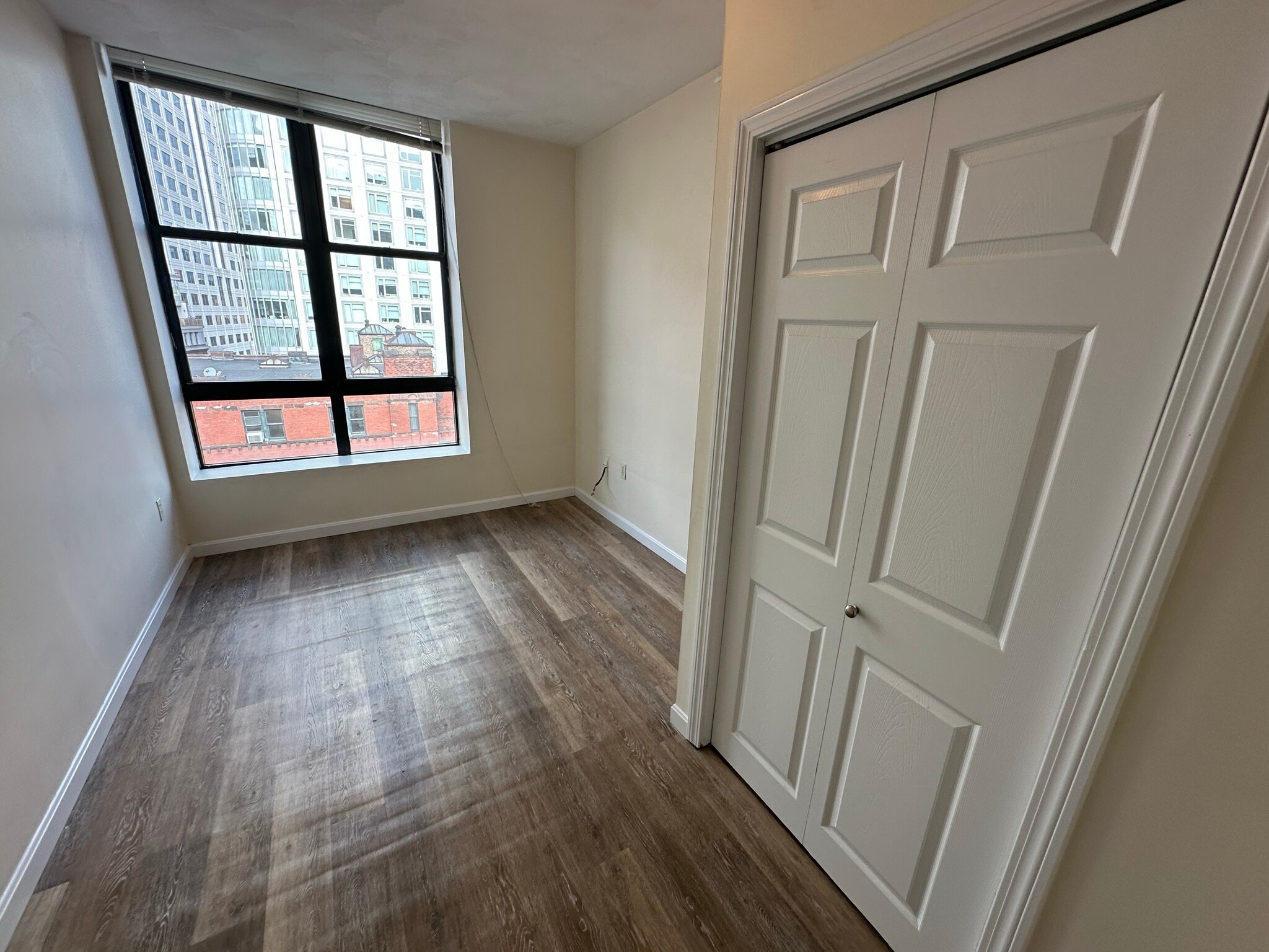 Building Photo - 83 Essex St