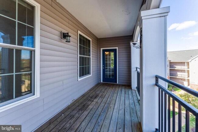 Building Photo - 20451 Chesapeake Square