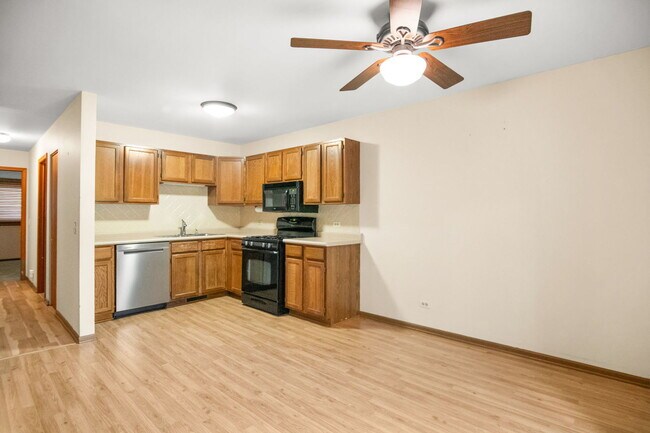 Building Photo - 418 Heine Ave