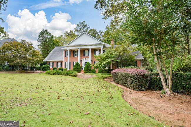 Building Photo - 1640 Lazy River Ln