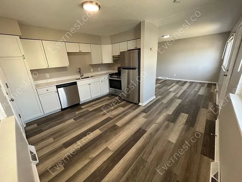 Building Photo - 3629 Waldorf Dr