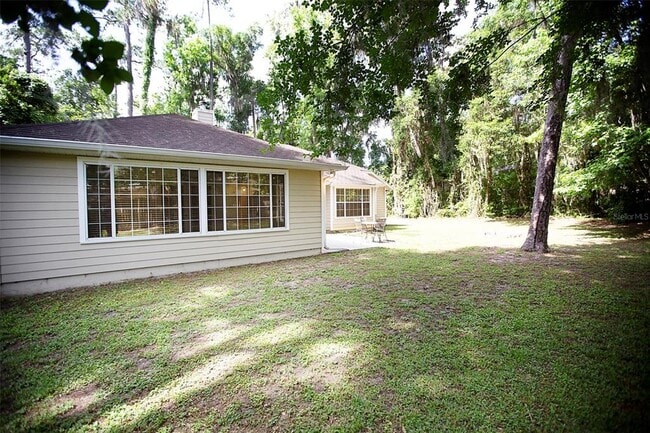 Building Photo - 2340 NW 16th Ave