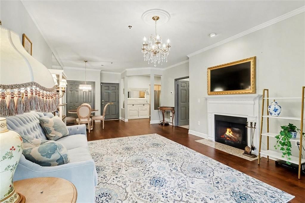 Building Photo - 2865 Lenox Rd NE