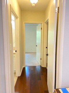 hallway to bathroom & 2 bedrooms - 10481 Riverside Dr