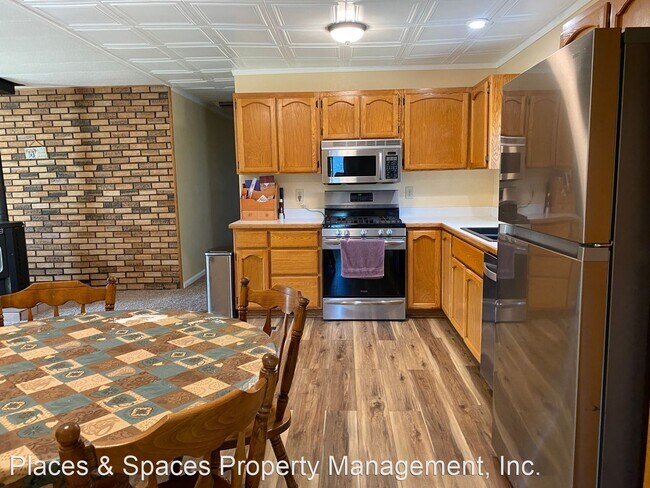 Building Photo - 4 br, 2 bath House - 6314 Disa Lane