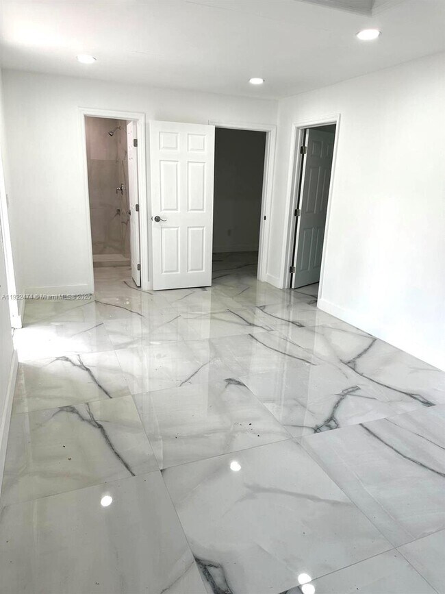 Building Photo - 26045 SW 131st Ct