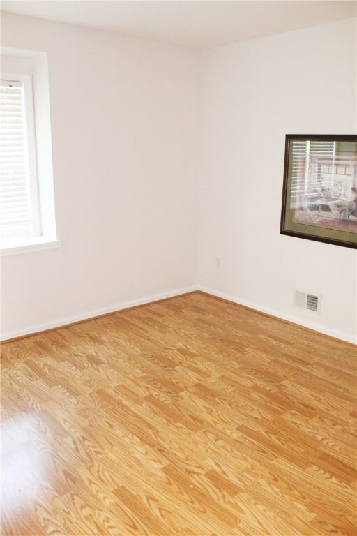 Building Photo - 121 Brittany Cir