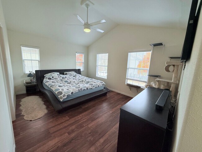 Building Photo - Move-In Ready Home in a Desirable Buellton Neighborhood